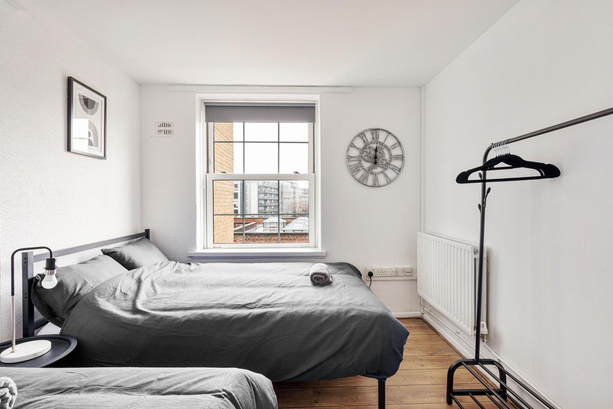 Sleek Shoreditch Hideout - 2 Bed Gem With Balcony In Central Londres Exterior foto
