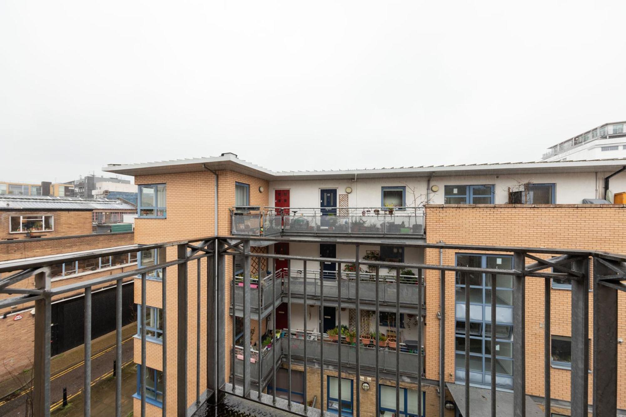 Sleek Shoreditch Hideout - 2 Bed Gem With Balcony In Central Londres Exterior foto